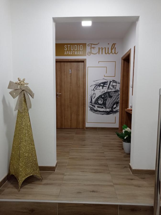 Studio apartmani Emili apartman br 2 Bijeljina Bagian luar foto